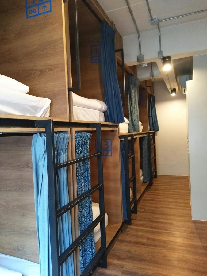 Natee Hostel Bangkok Buitenkant foto