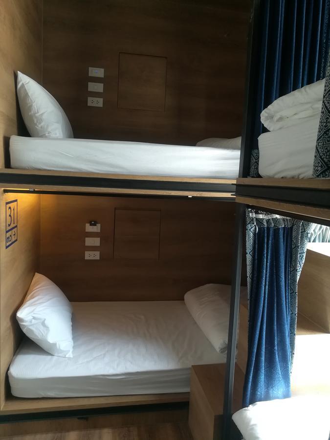 Natee Hostel Bangkok Buitenkant foto