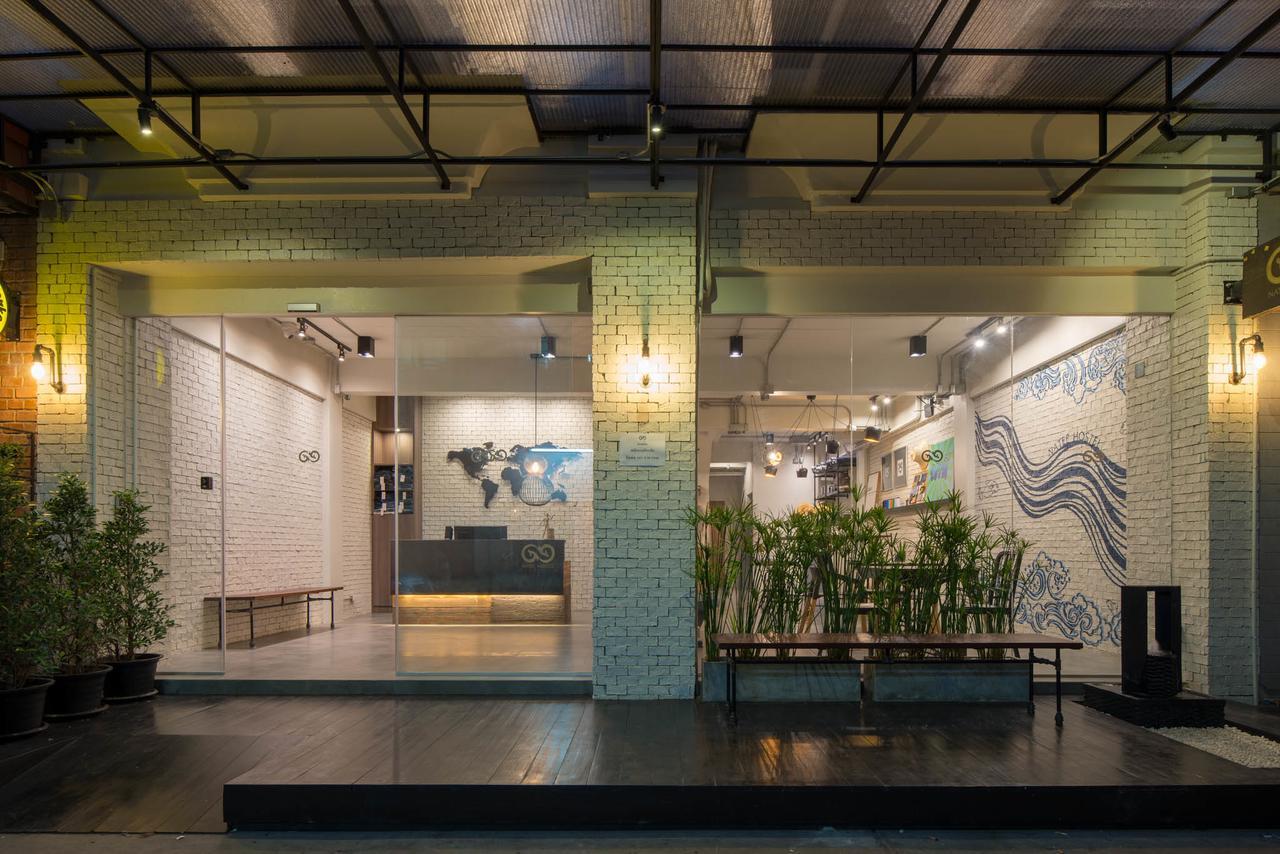 Natee Hostel Bangkok Buitenkant foto